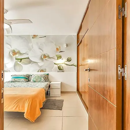 Nuevo En Alcala, Con Aparcamento, Con Aircondicionador Apartment