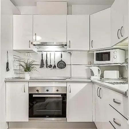 Nuevo En Alcala, Con Aparcamento, Con Aircondicionador Apartment *